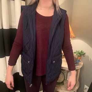 Croft & Barrow navy quilted vest NWT